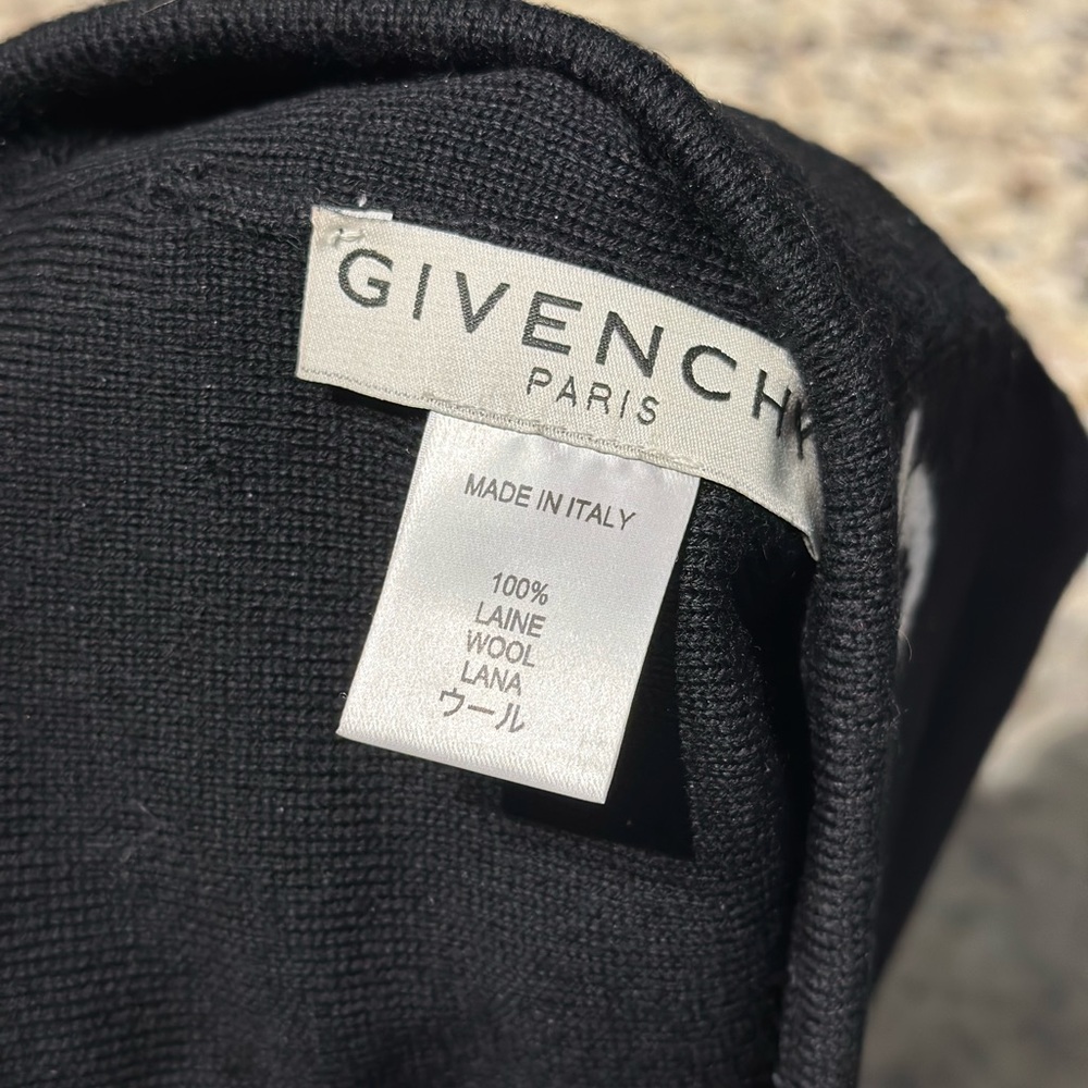Givenchy Beanie - Picture 3 of 3